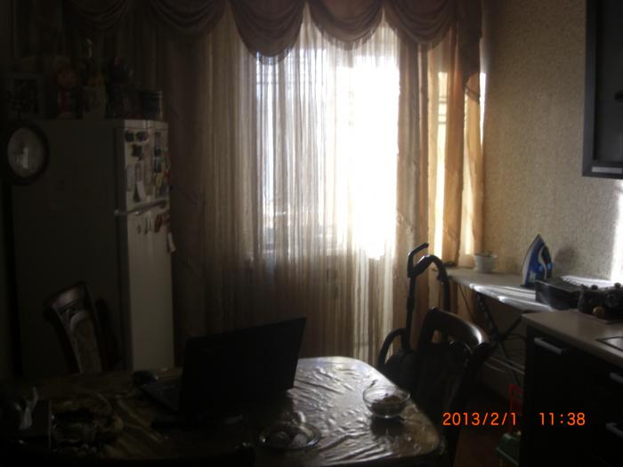     ( 3)