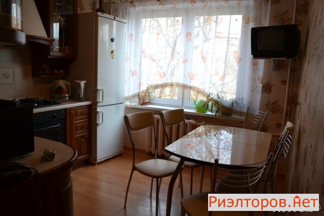 ����� �������� ��������� ��������� �� 12 (���� �8)