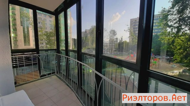 ����� �������� �829 (���� �16)