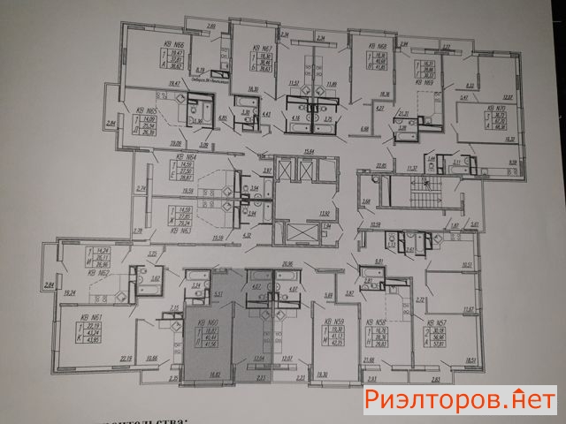      ( 4)
