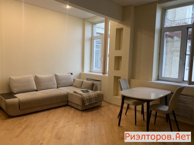 ����� �������� ������ �������� 8-10�2 (���� �8)