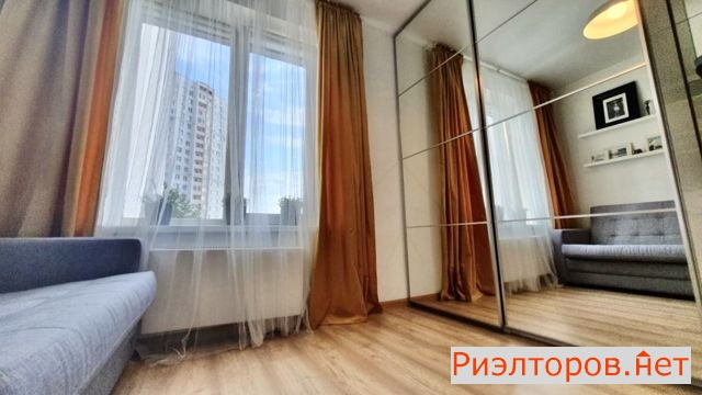 ����� �������� ����������� ����� 1�4 (���� �12)