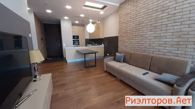 ����� �������� 1-� ����������������� ������ 22�2 (���� �7)