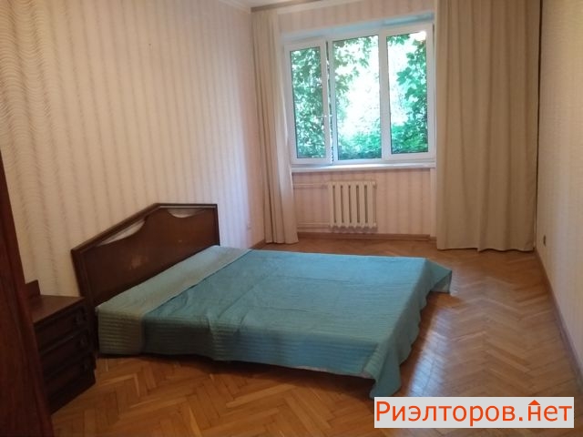 ����� �������� 11-� �������� ����� 42�2 (���� �4)