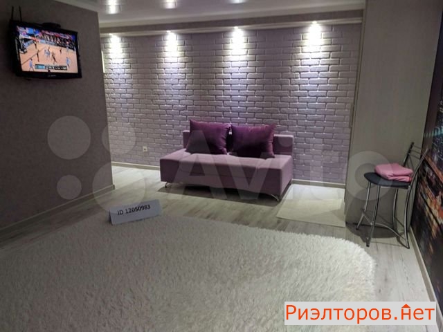 ����� �������� ��������� 3-� ����������� ������ 8 (���� �24)