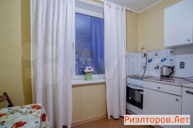 ����� �������� ��������� ����� ����������� 10�1 (���� �5)