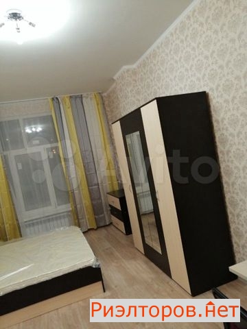 ����� �������� ���������� ����� 100�100 (���� �6)