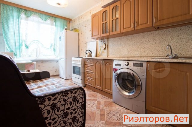 ����� �������� ��������� 4-� ������������ ������ 8 (���� �9)