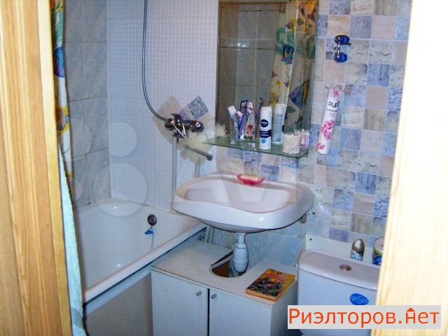 ����� �������� 3-� ������� ������� 13 (���� �15)