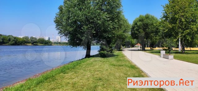 ����� �������� 3-� ������� ������� 13 (���� �17)