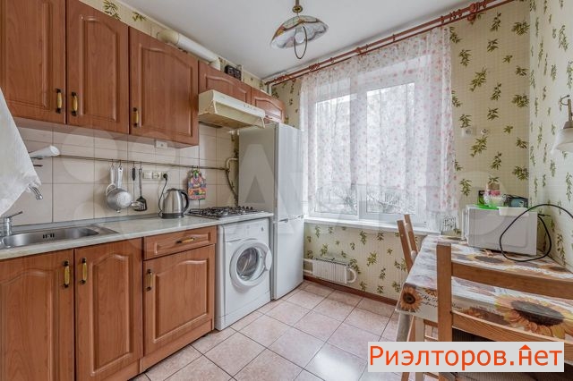 ����� �������� ��������� ����� 50 ��� ������� 5�2 (���� �5)