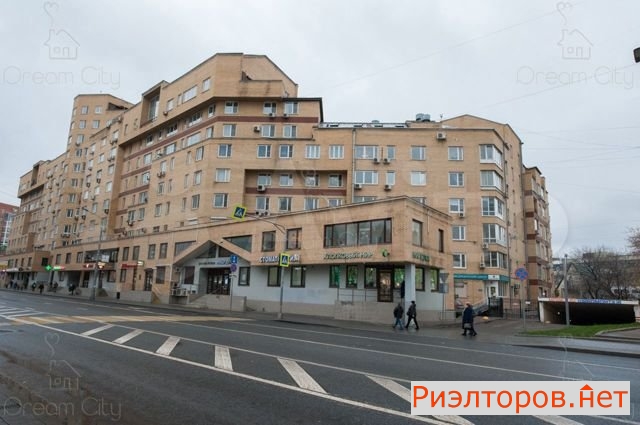     261 ( 16)