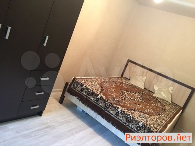 ����� �������� �������������� ������ 2��2 (���� �6)