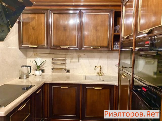 ����� �������� ����������� ���������� 8�1 (���� �15)