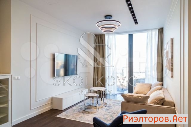 ����� �������� 1-� ����������������� ������ 22�2 (���� �7)