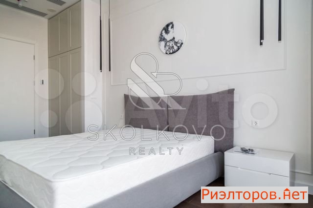 ����� �������� 1-� ����������������� ������ 22�2 (���� �12)