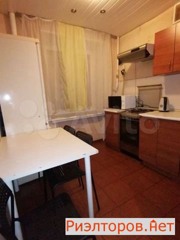 ����� �������� ��������� 4-� ���������� ������ 10 (���� �9)