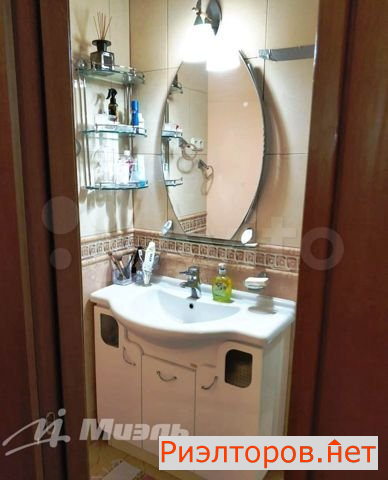 ����� �������� 1-� ��������������� ����� 22�4 (���� �10)