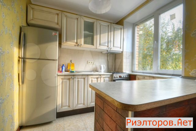 ����� ������ ��������� ����� �������� ������� 8�3 (���� �6)