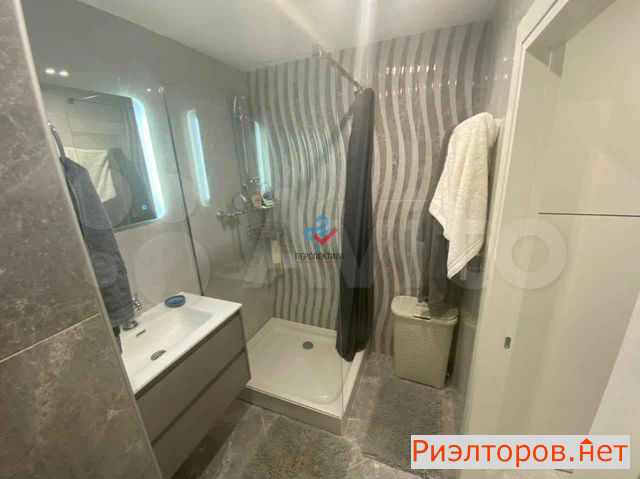 ������ �������� ��������� �������� 156 (���� �12)