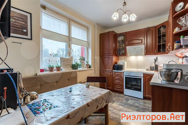 ������ �������� ����� ����������� ������� 17�2 (���� �8)