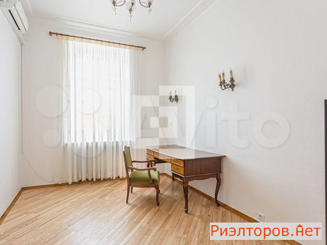 ����� �������� ����� ��������� 4 (���� �8)