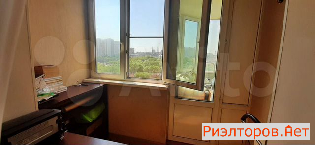 ������ �������� ����� ����������� 4�3 (���� �18)