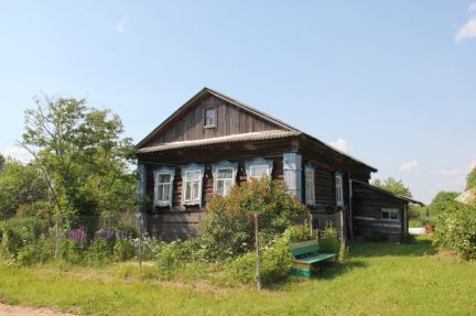     135      ( 3)