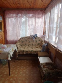      ( 4)