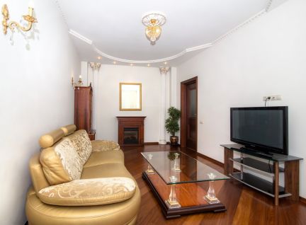 ����� �������� ��������� ��. ������ 1� (���� �6)