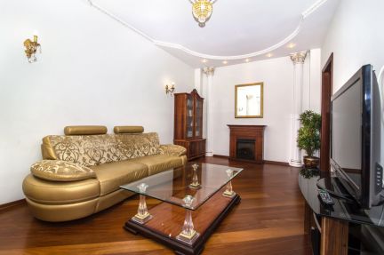 ����� �������� ��������� ��. ������ 1� (���� �5)