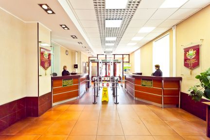 ����� ���� 220 � ����� ������������ 2-� ��������� ����� 2�2 (���� �10)