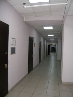     ( 4)