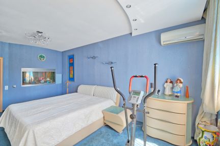 ����� �������� ��������� ����� 15 (���� �8)