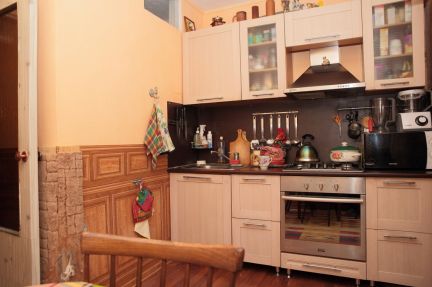 ����� �������� ��������� ����� ����������� ����� ������� 13 (���� �14)