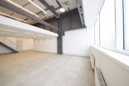 ����� ���� ����� ������������� ��������� �������� 10�18 (���� �9)