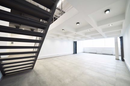 ����� ���� ����� ������������� ��������� �������� 10�18 (���� �7)