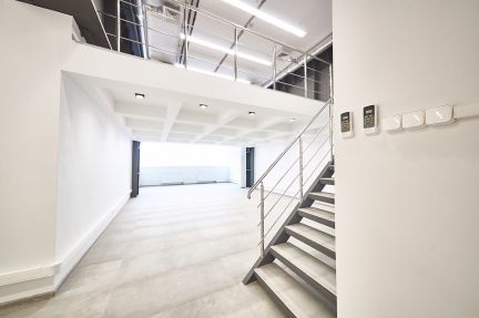 ����� ���� ����� ������������� ��������� �������� 10�18 (���� �4)