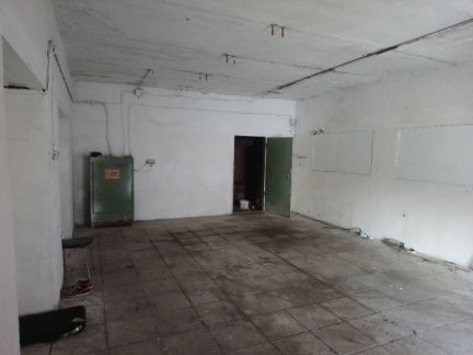    ( 4)