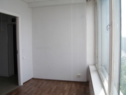     ( 2)