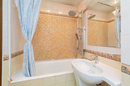 ����� �������� ����� ��������� ��� 66 (���� �12)