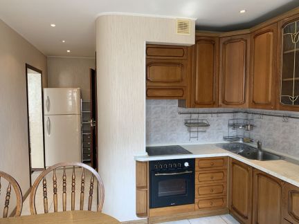 ����� �������� ����������� �������� 35 (���� �9)