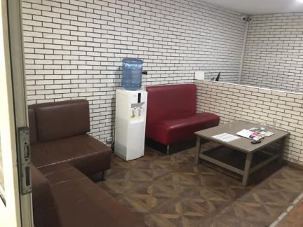     ( 2)