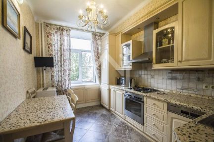 ����� �������� ������������� ��������������� ���������� 4 22�� (���� �8)