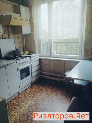 ������ �������� � ����������� 100�2 (���� �9)
