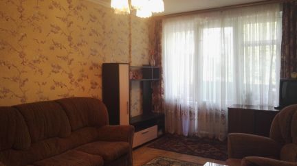 ����� �������� ��. �������������� �. 50 (���� �10)