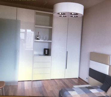 ����� �������� ����� �������� ��� 5 10�2 (���� �8)