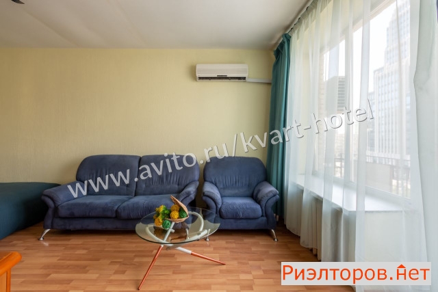 ����� �������� ��������� �� �������� ��� 5 10�2 (���� �4)