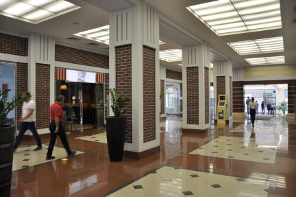 ����� �������� ��������� � �� w plaza (���� �4)