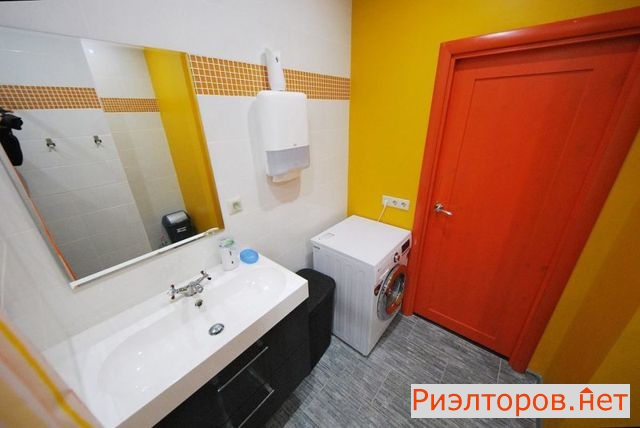 ����� ������ ��������� ����������� ��� 6�2 High Level Hostel (���� �15)